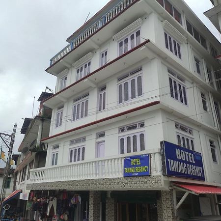 Hotel Tawang Regency Extérieur photo