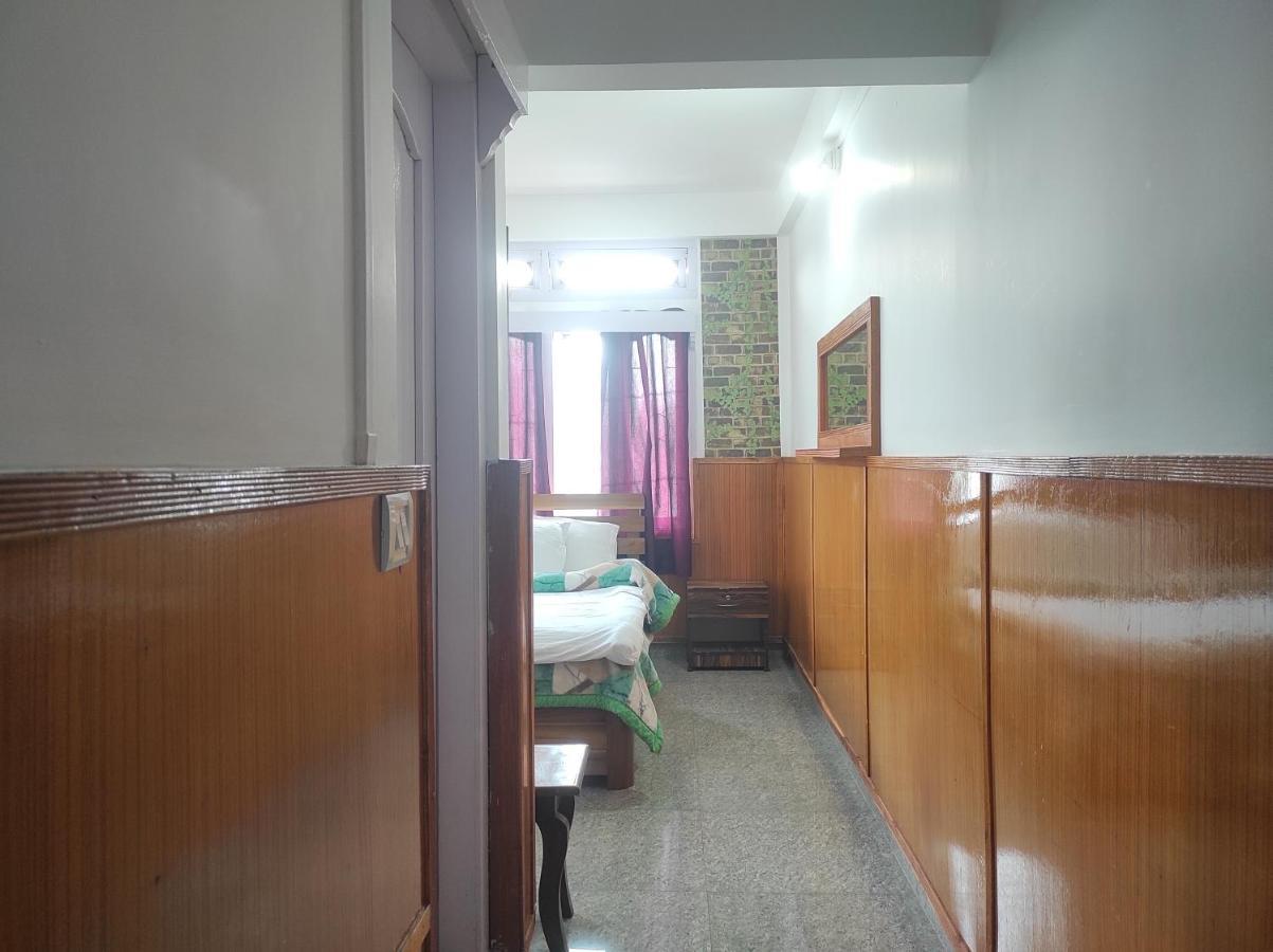 Hotel Tawang Regency Extérieur photo